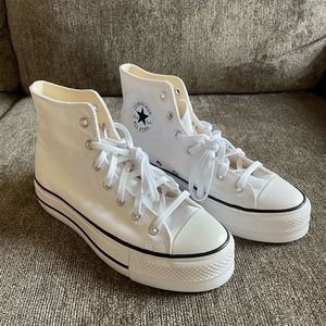 NWT Converse Platform High Top Sneakers